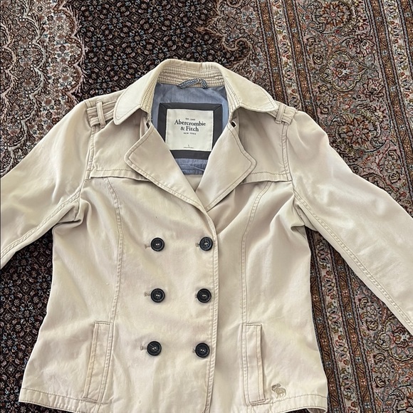 Abercrombie & Fitch Jackets & Blazers - Abercrombie & Fitch Cream Trench Coat Classic Tailored Design